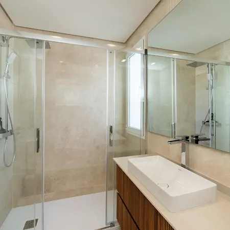 Exclusive Penthouse Near Lagoon * Estepona